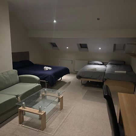 Seaford Guest House Xxx Stoke-on-Trent Buitenkant foto