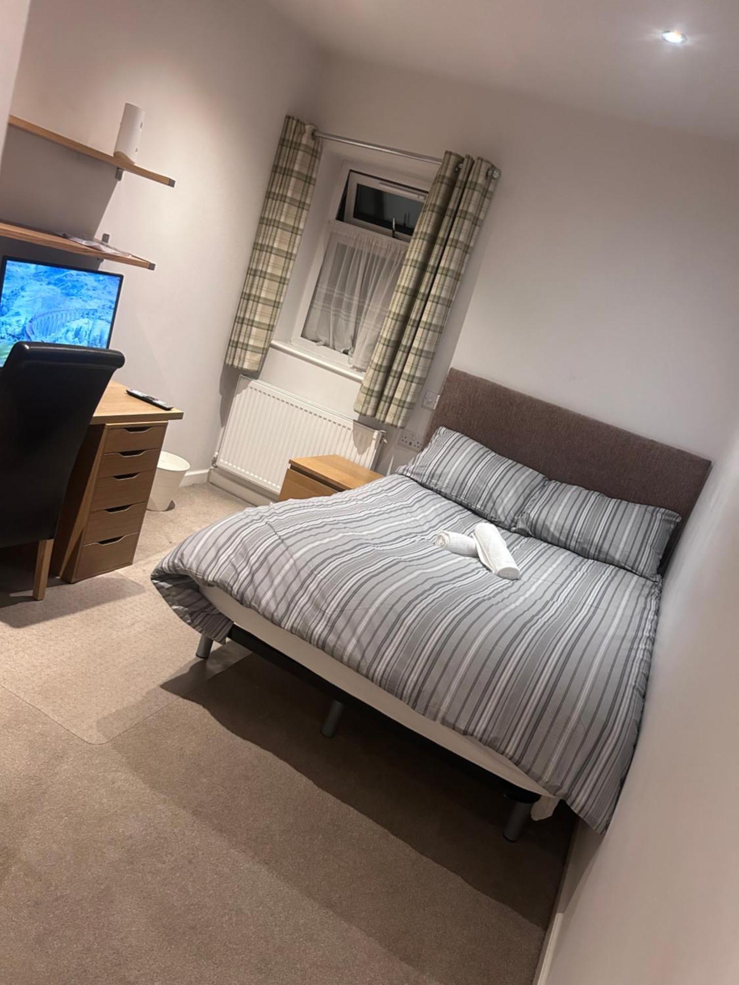 Seaford Guest House Xxx Stoke-on-Trent Buitenkant foto