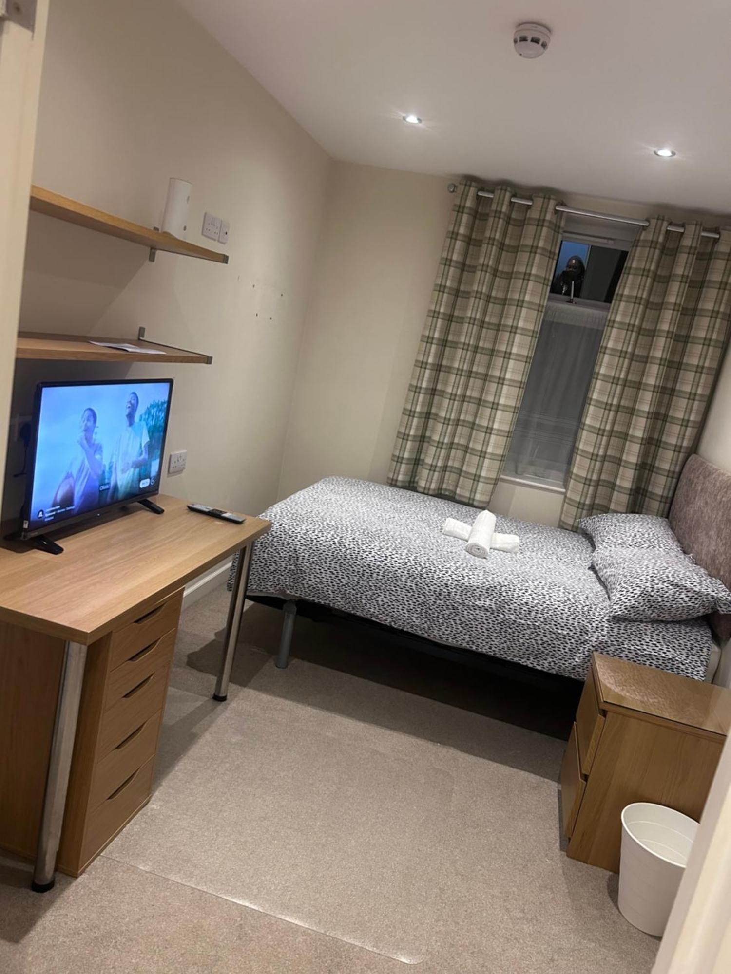 Seaford Guest House Xxx Stoke-on-Trent Buitenkant foto